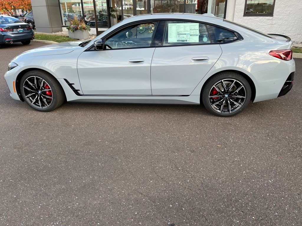 New 2025 BMW i4 xDrive40 Hatchback