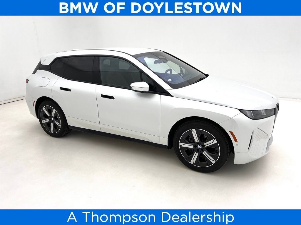2026 BMW iX xDrive45's photo