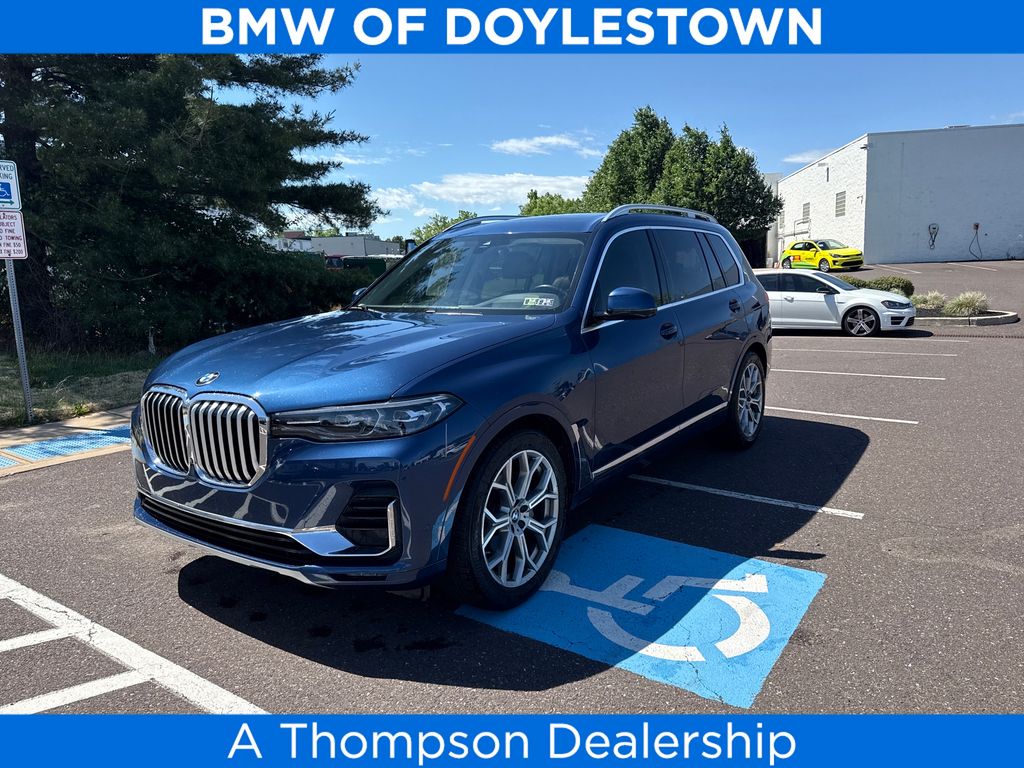 2020 BMW X7 xDrive40i's photo