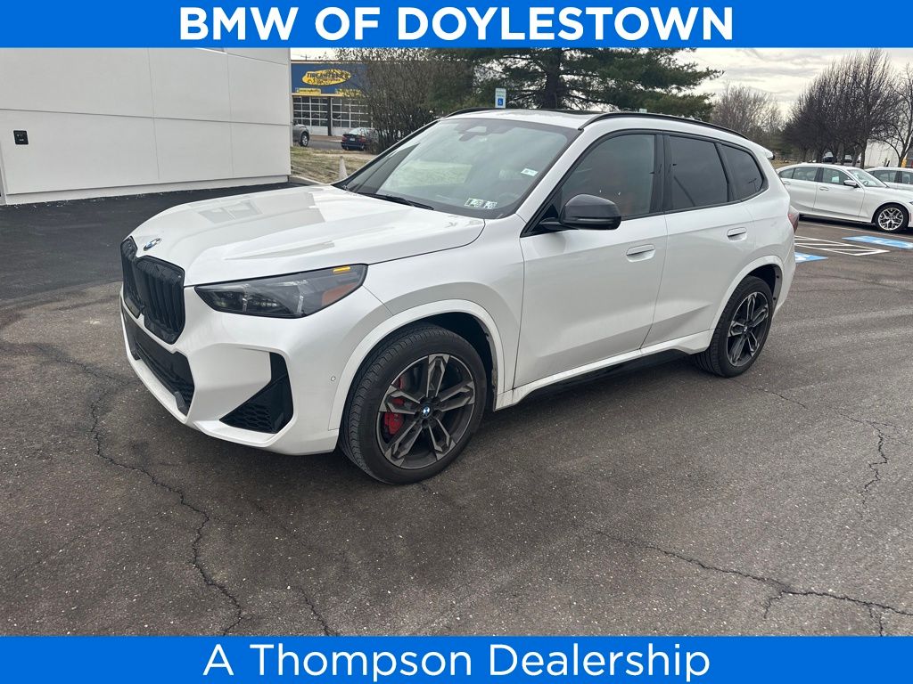 2025 BMW X1 28i's photo