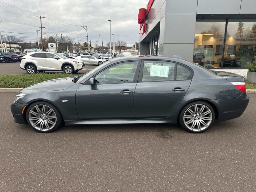 2008 Bmw 550i 5-Series photo 2