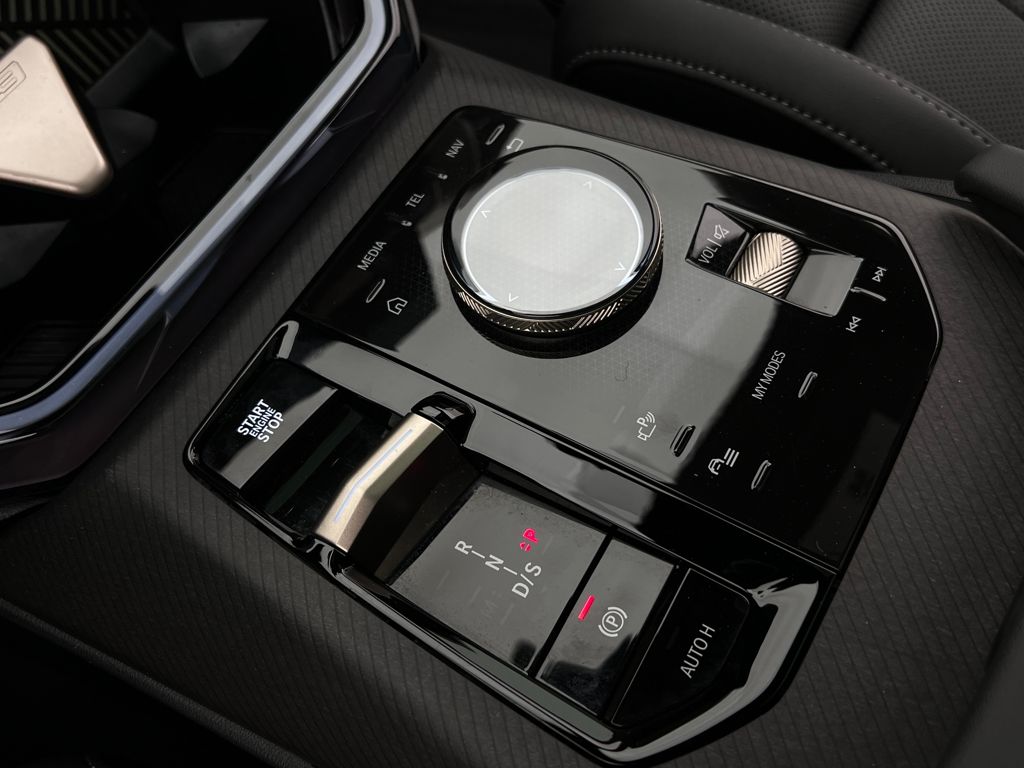 2025 BMW X3 30 - Photo 20