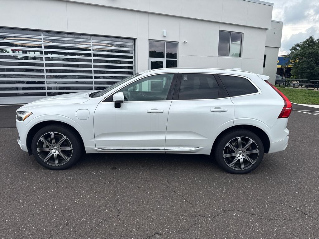 Used 2021 Volvo XC60 Recharge Plug-In Hybrid T8 Inscription SUV