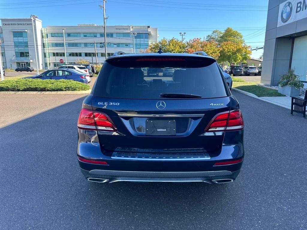 2017 Mercedes Benz GLE 350 4MATIC photo 4
