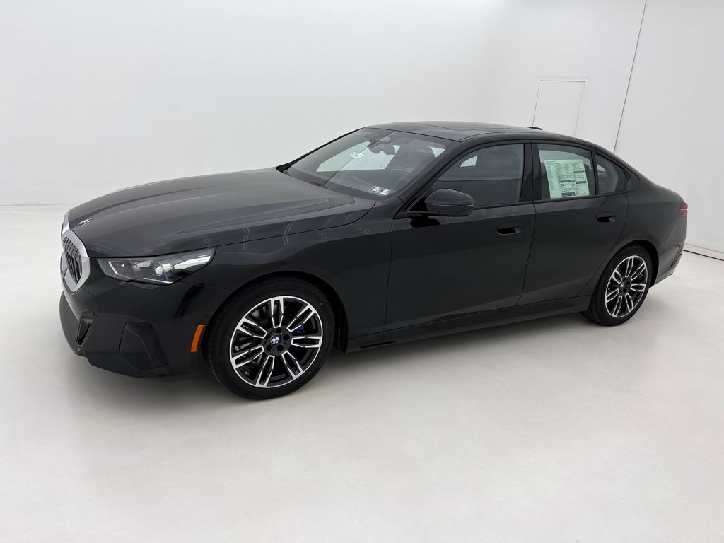 New 2026 BMW 530i xDrive Sedan