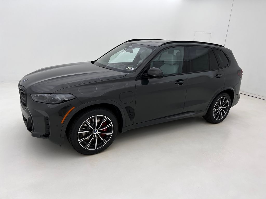 New 2026 BMW X5 PHEV xDrive50e SUV
