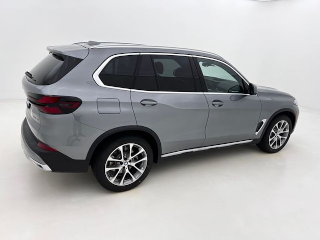 New 2026 BMW X5 xDrive40i SUV