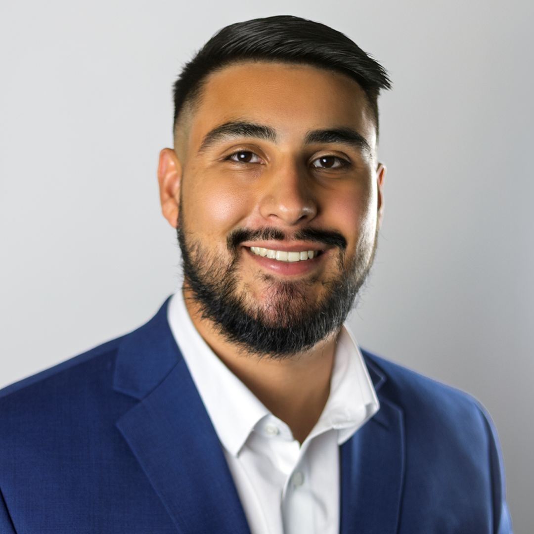 Staff member Nathan Suarez  from dccd24f01333