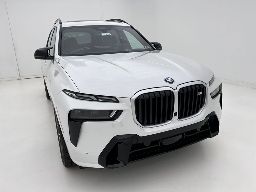 New 2026 BMW X7 M60i SUV