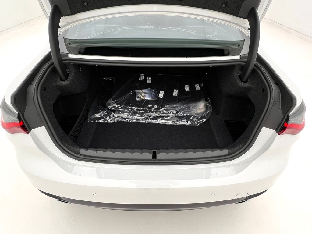 2026 BMW 4 Series 430i - Photo 20