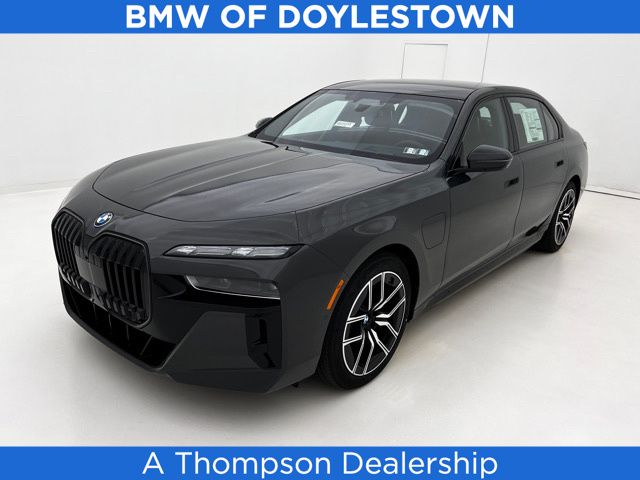 2026 BMW 7 Series 750e xDrive Sedan's photo