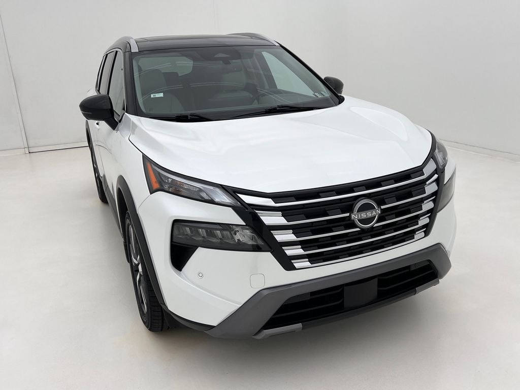 Used 2024 Nissan Rogue SL SUV