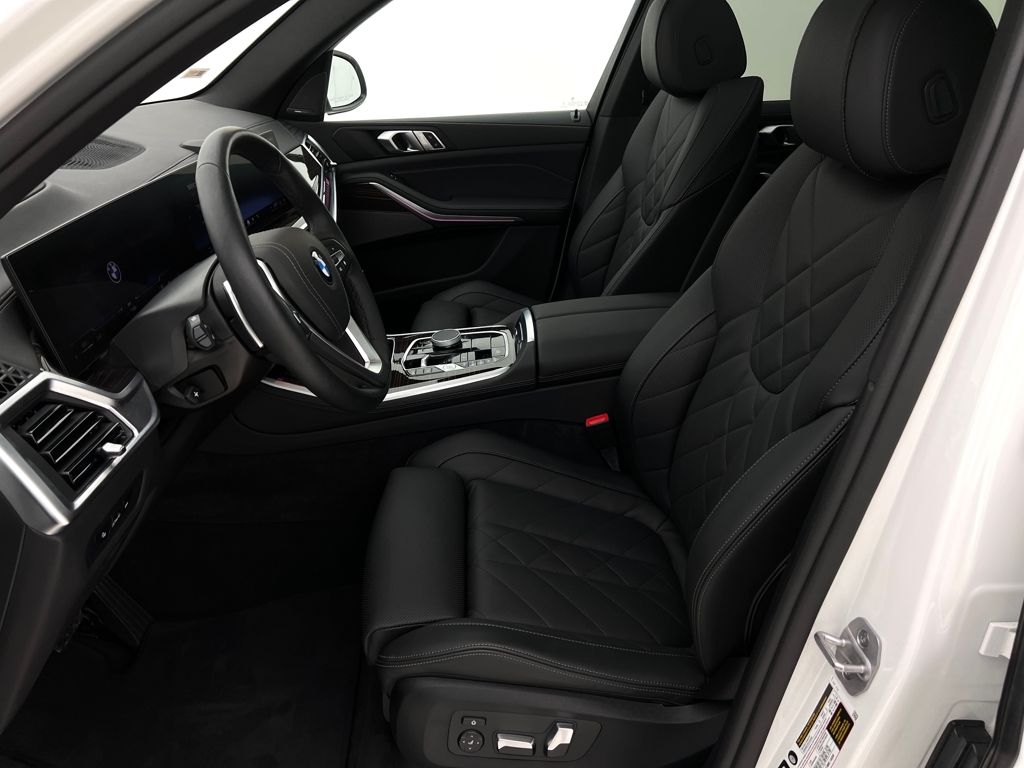 2026 BMW X5 40i - Photo 11
