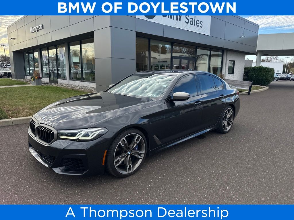 2023 BMW 5 Series M550i