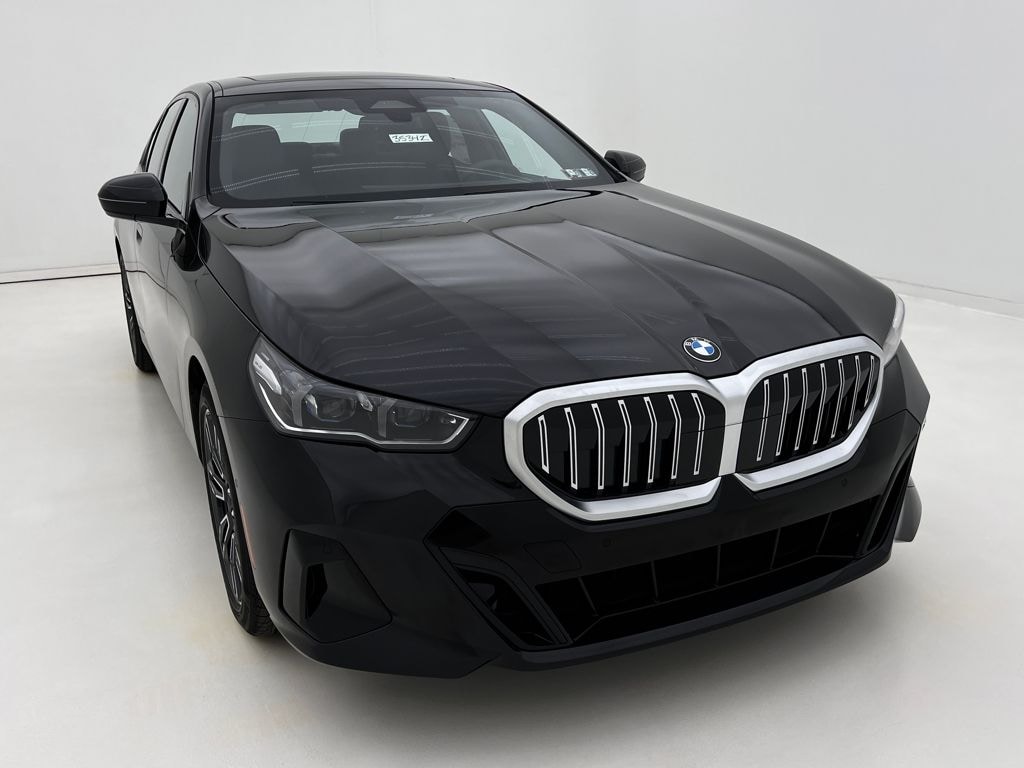 New 2026 BMW 530i xDrive Sedan
