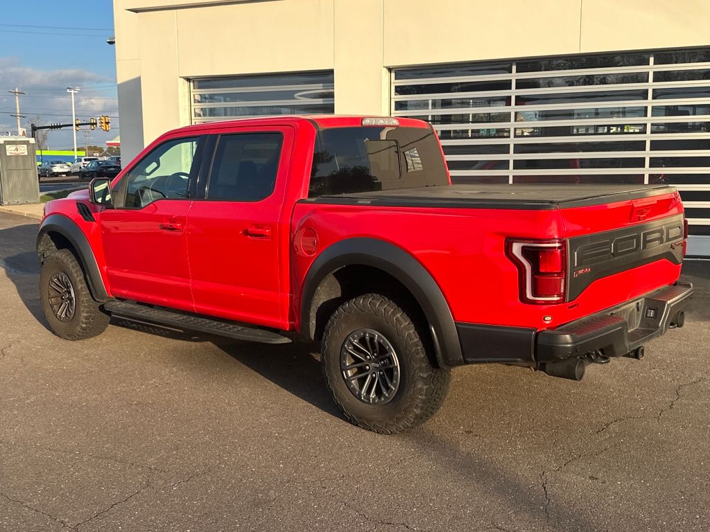 2020 Ford F-150 Raptor photo 2