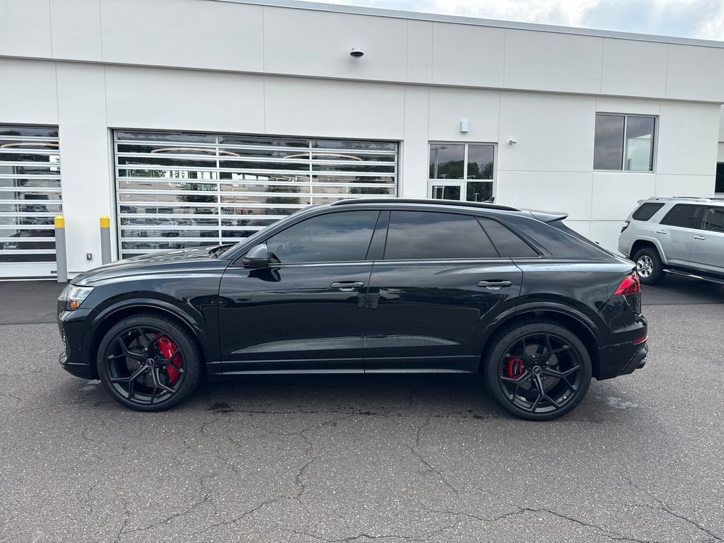 Used 2025 Audi RS Q8 4.0T performance SUV