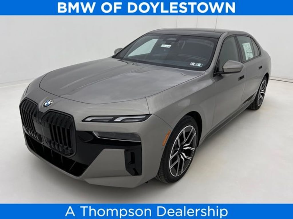 New 2026 BMW 740i xDrive Sedan