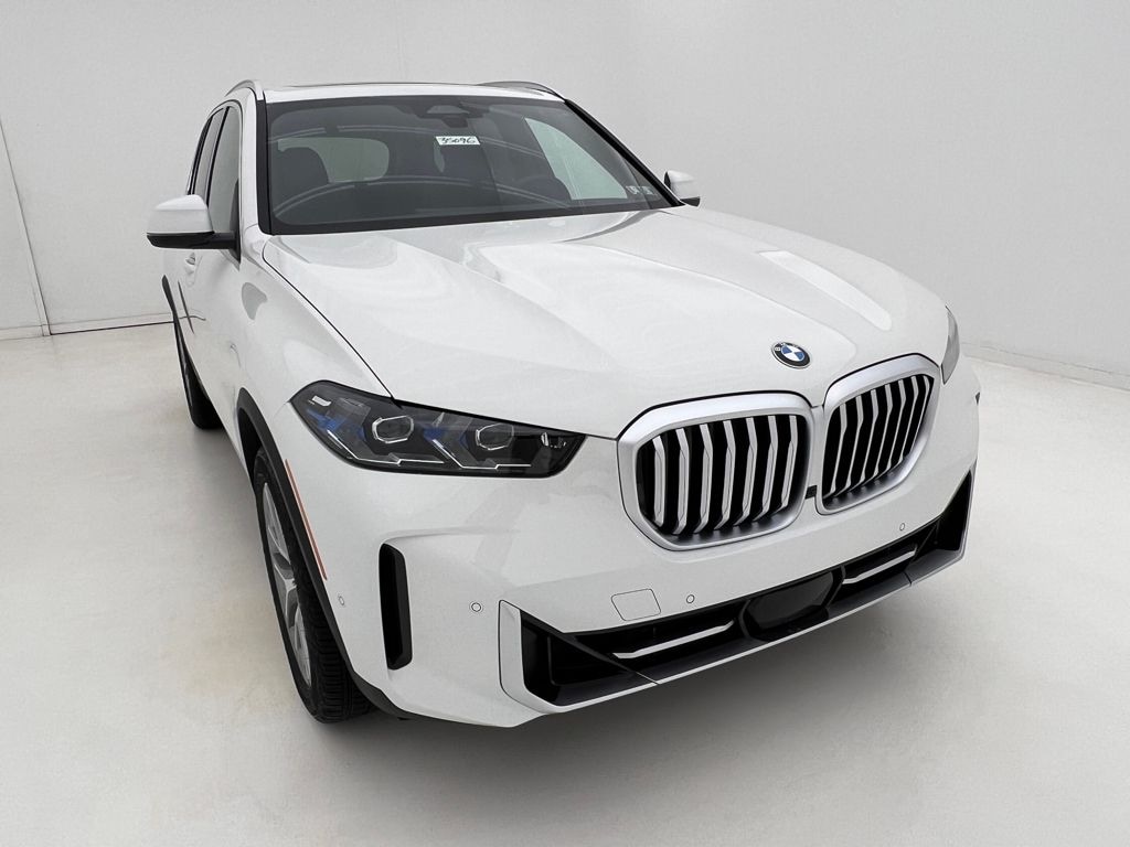 New 2026 BMW X5 xDrive40i SUV