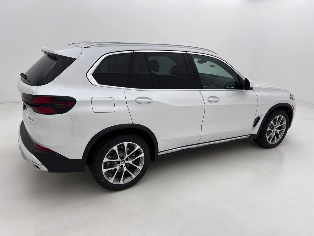 New 2026 BMW X5 xDrive40i SUV