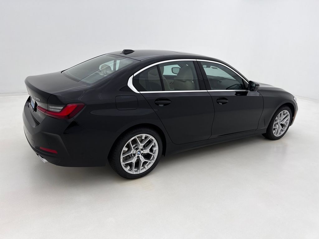 New 2026 BMW 330i xDrive Sedan