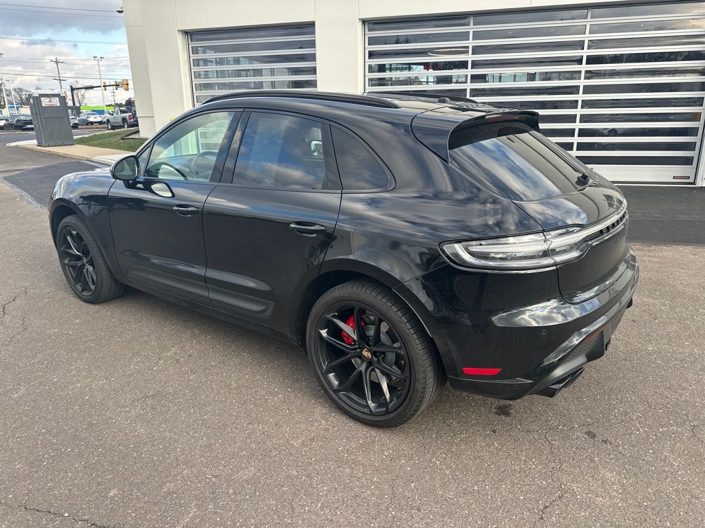 2024 Porsche Macan GTS photo 3
