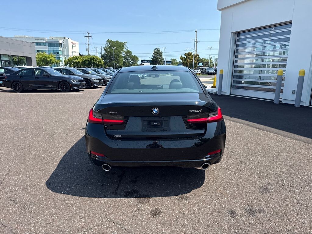 Certified 2023 BMW 330i xDrive Sedan