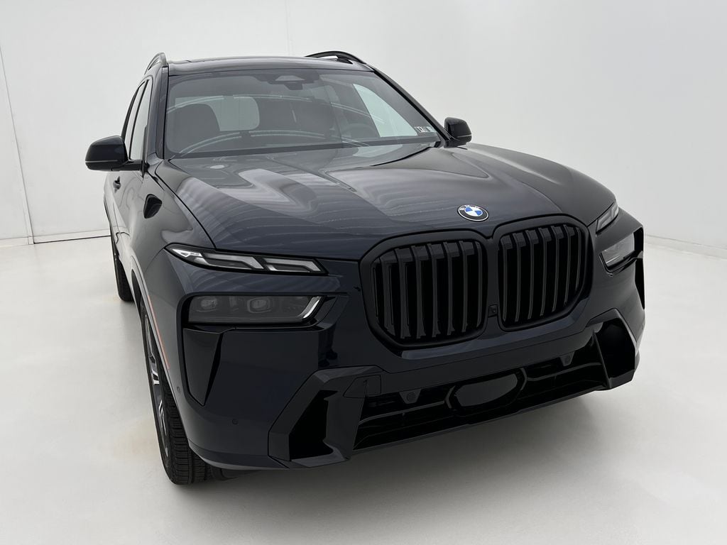 New 2027 BMW X7 xDrive40i SUV