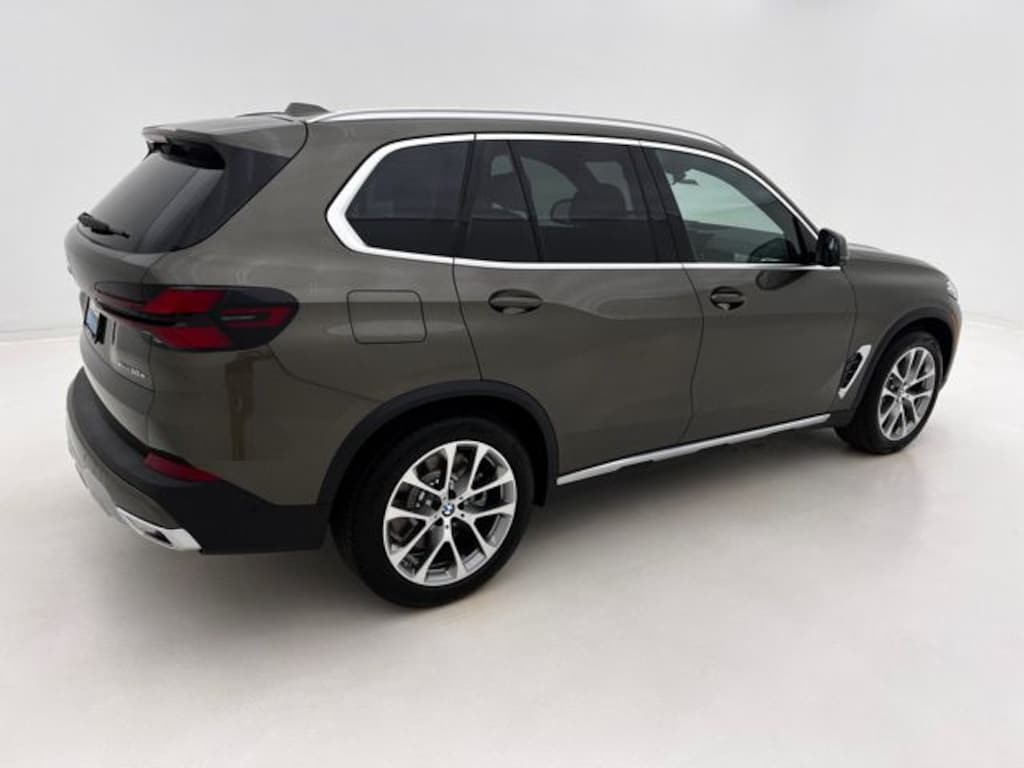 New 2026 BMW X5 PHEV xDrive50e SUV