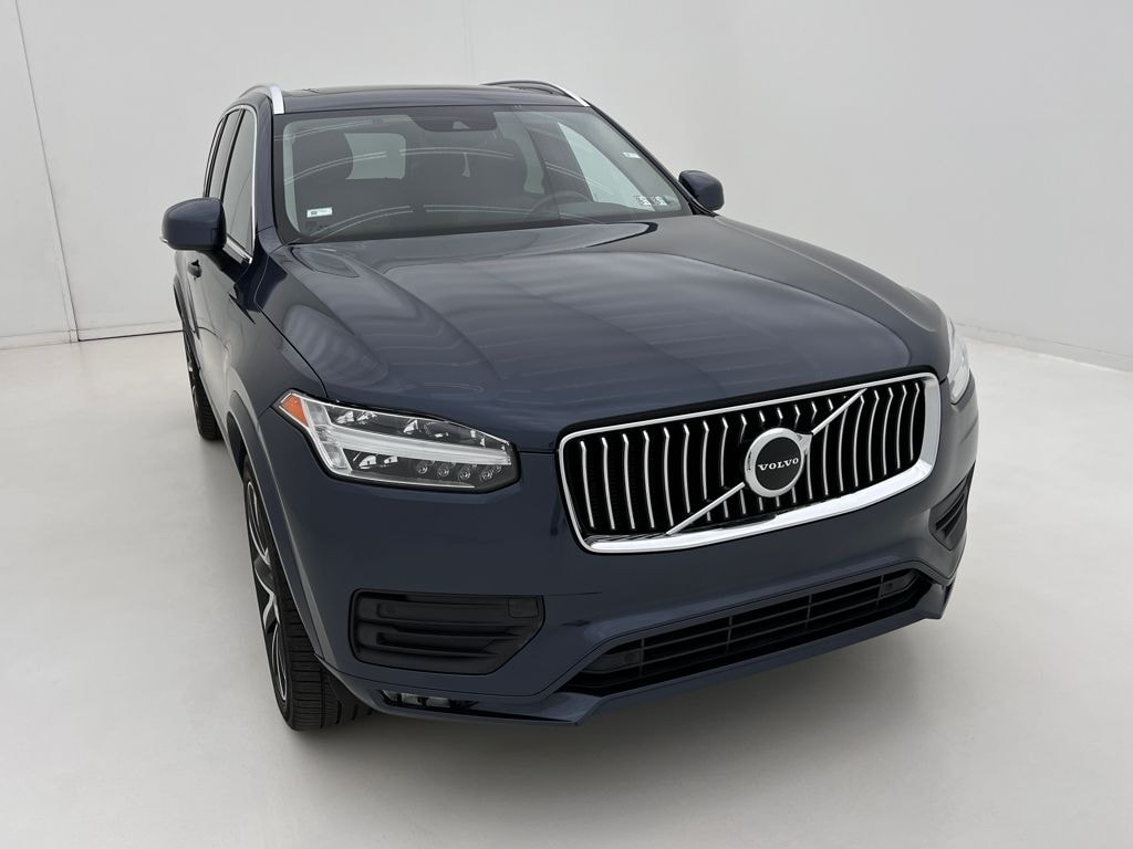 Used 2020 Volvo XC90 T6 Momentum 7 Passenger SUV