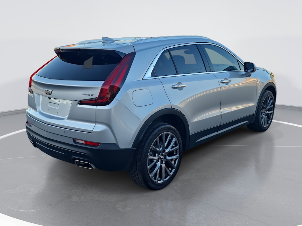 Used 2021 CADILLAC XT4 Luxury SUV