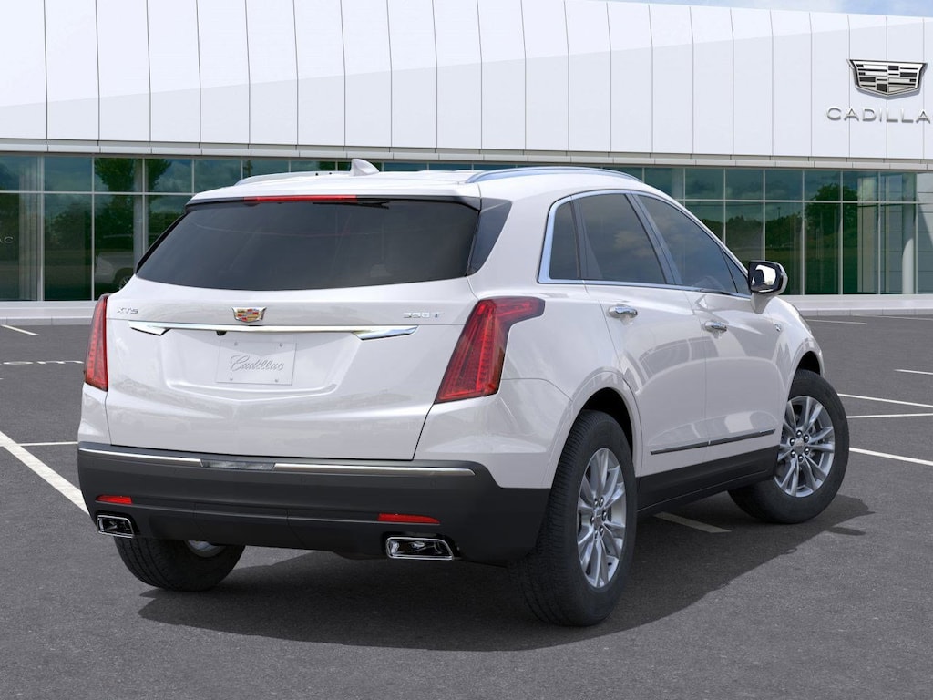 New 2026 CADILLAC XT5 Luxury SUV