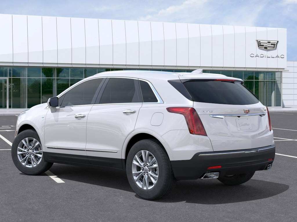 New 2026 CADILLAC XT5 Luxury SUV