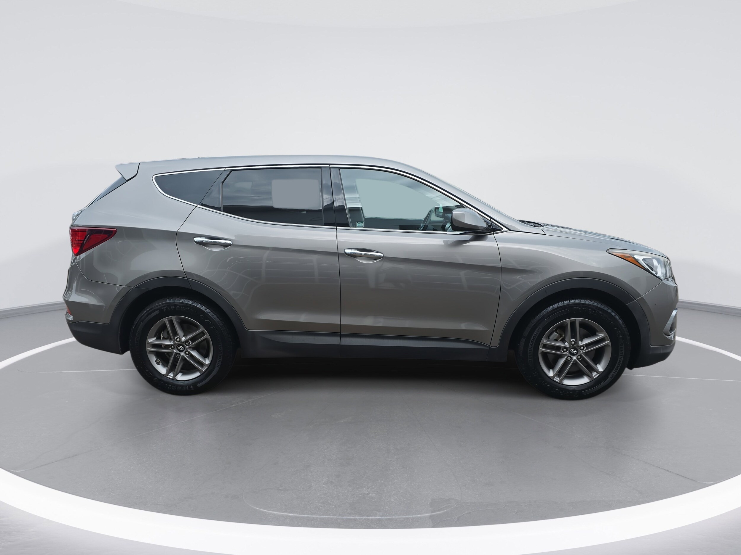 2018 Hyundai Santa Fe Sport Base photo 2