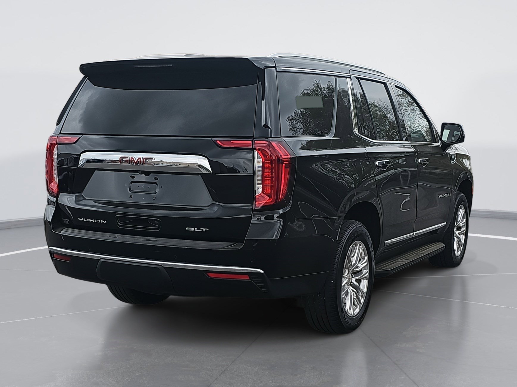 2022 Gmc Yukon SLT photo 3
