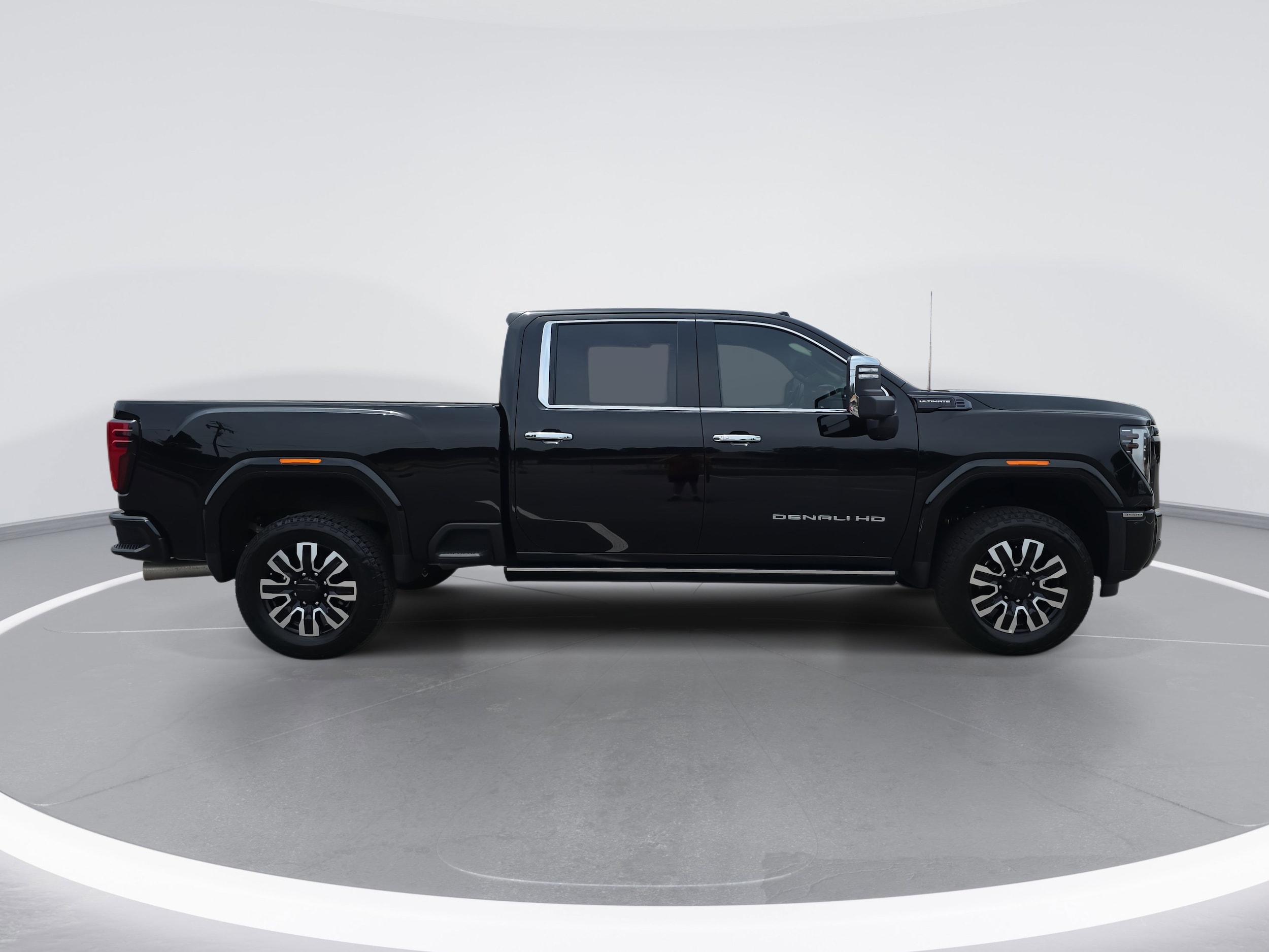Used 2025 GMC Sierra 3500HD Denali Ultimate with VIN 1GT4UYEY5SF119021 for sale in Raleigh, NC