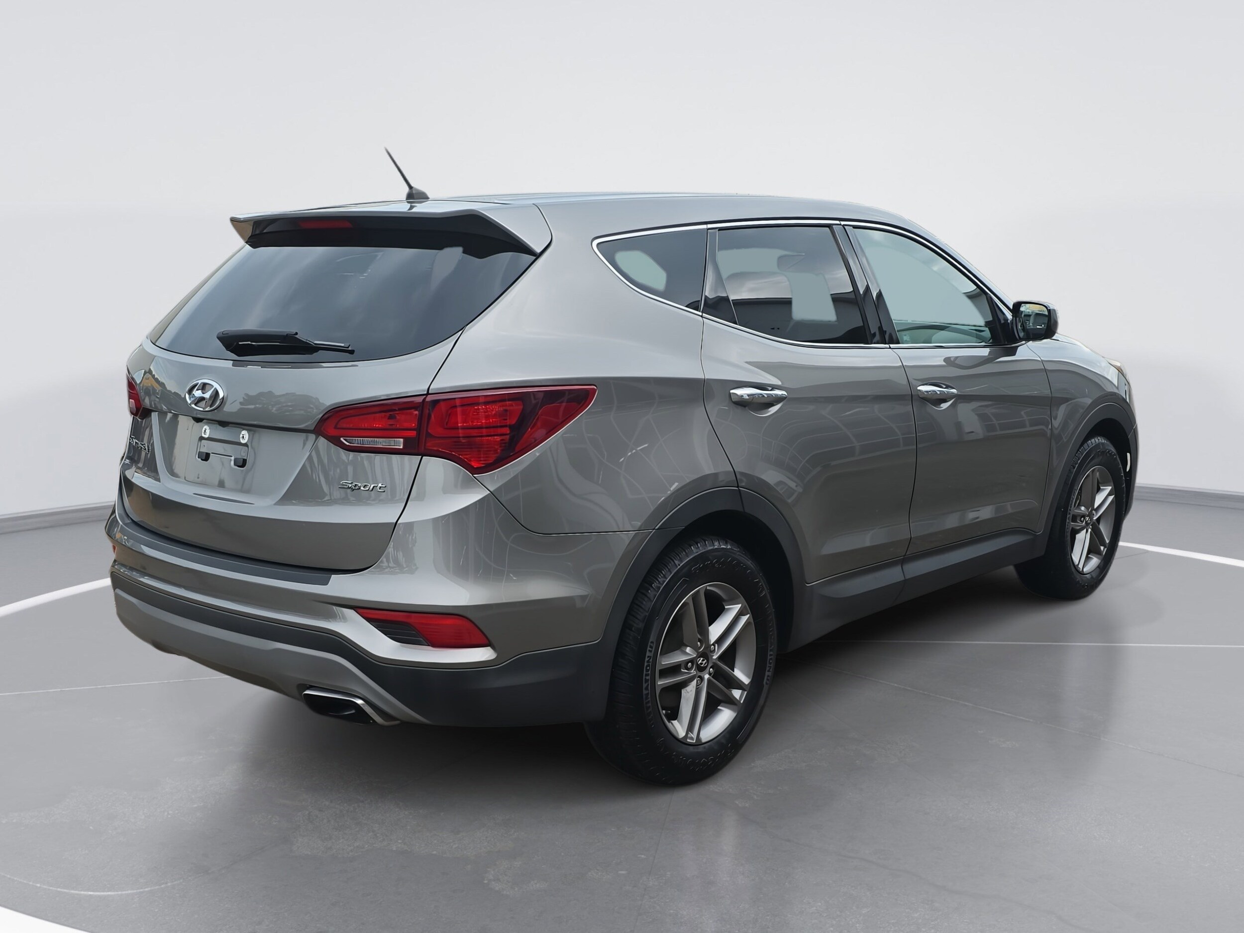 2018 Hyundai Santa Fe Sport Base photo 3