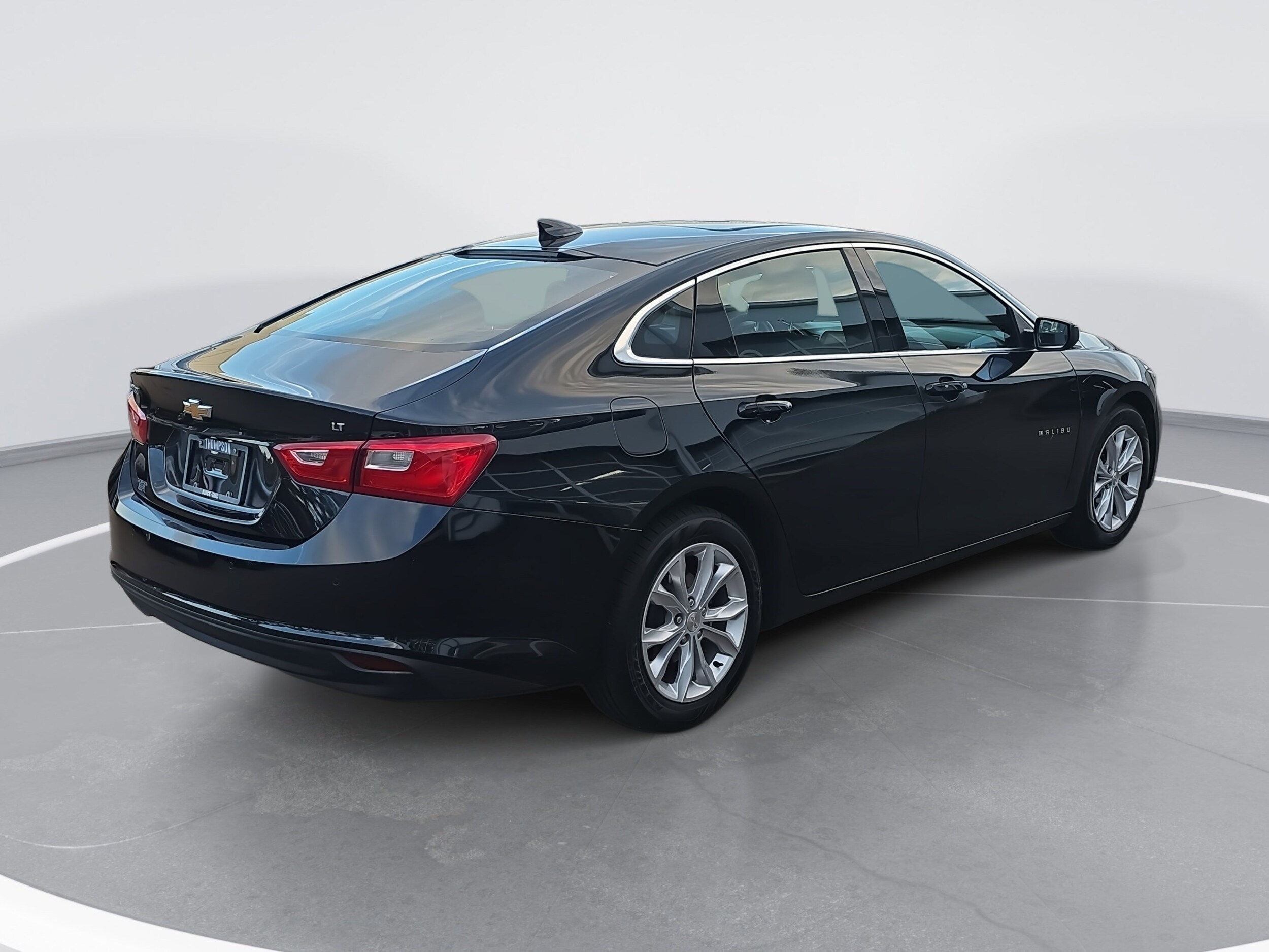 2024 Chevrolet Malibu 1LT photo 3