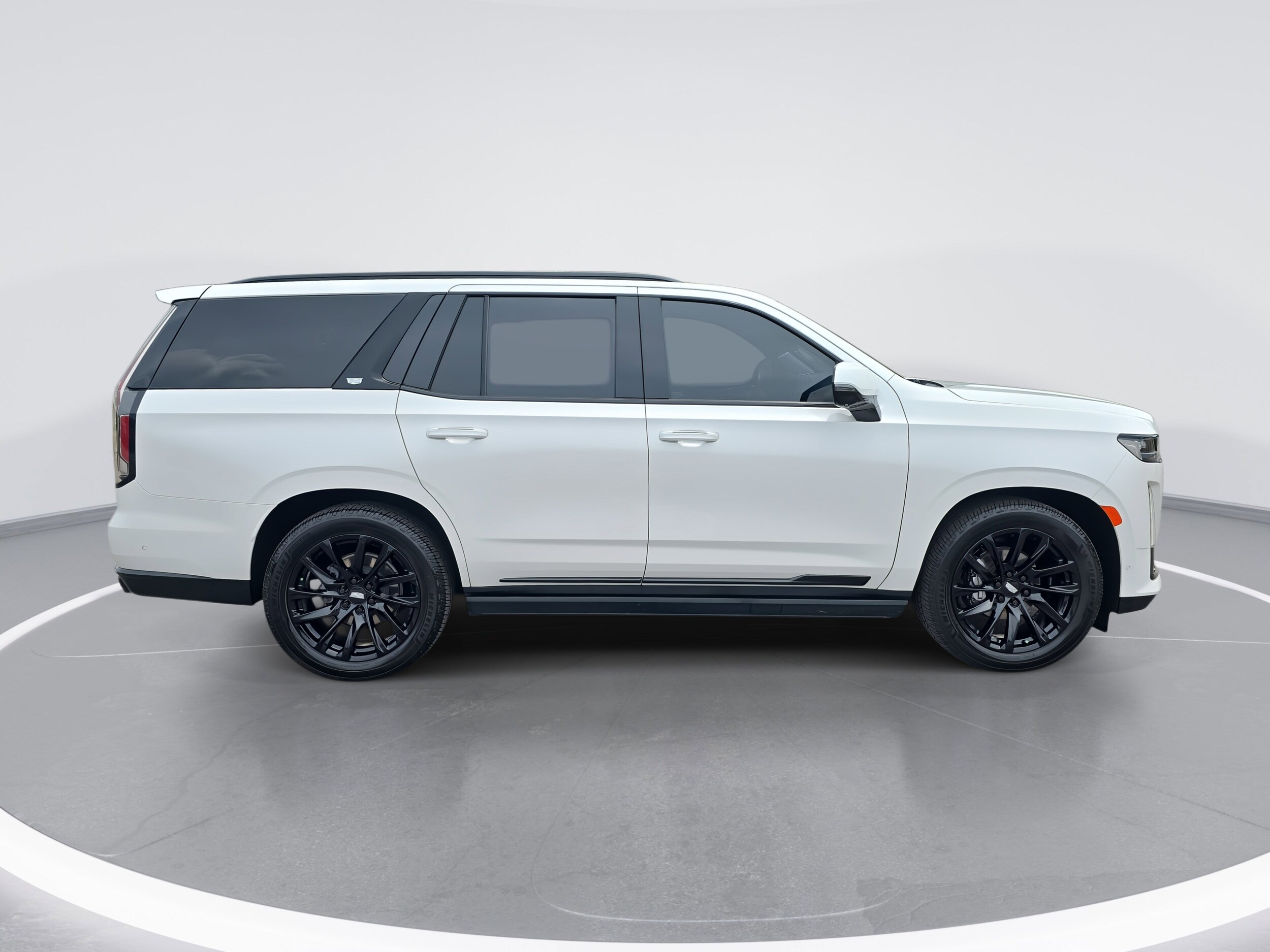 2021 Cadillac Escalade Sport Platinum photo 2