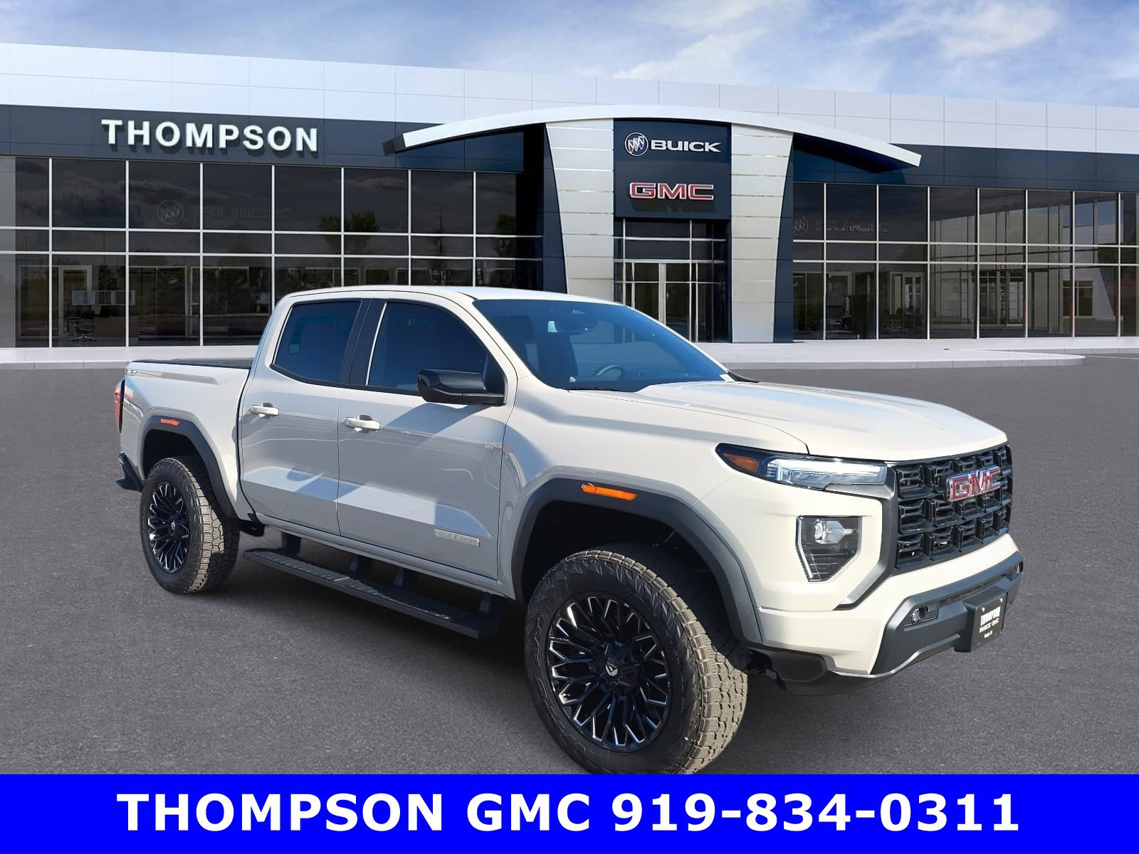 2026 GMC Canyon Elevation's photo