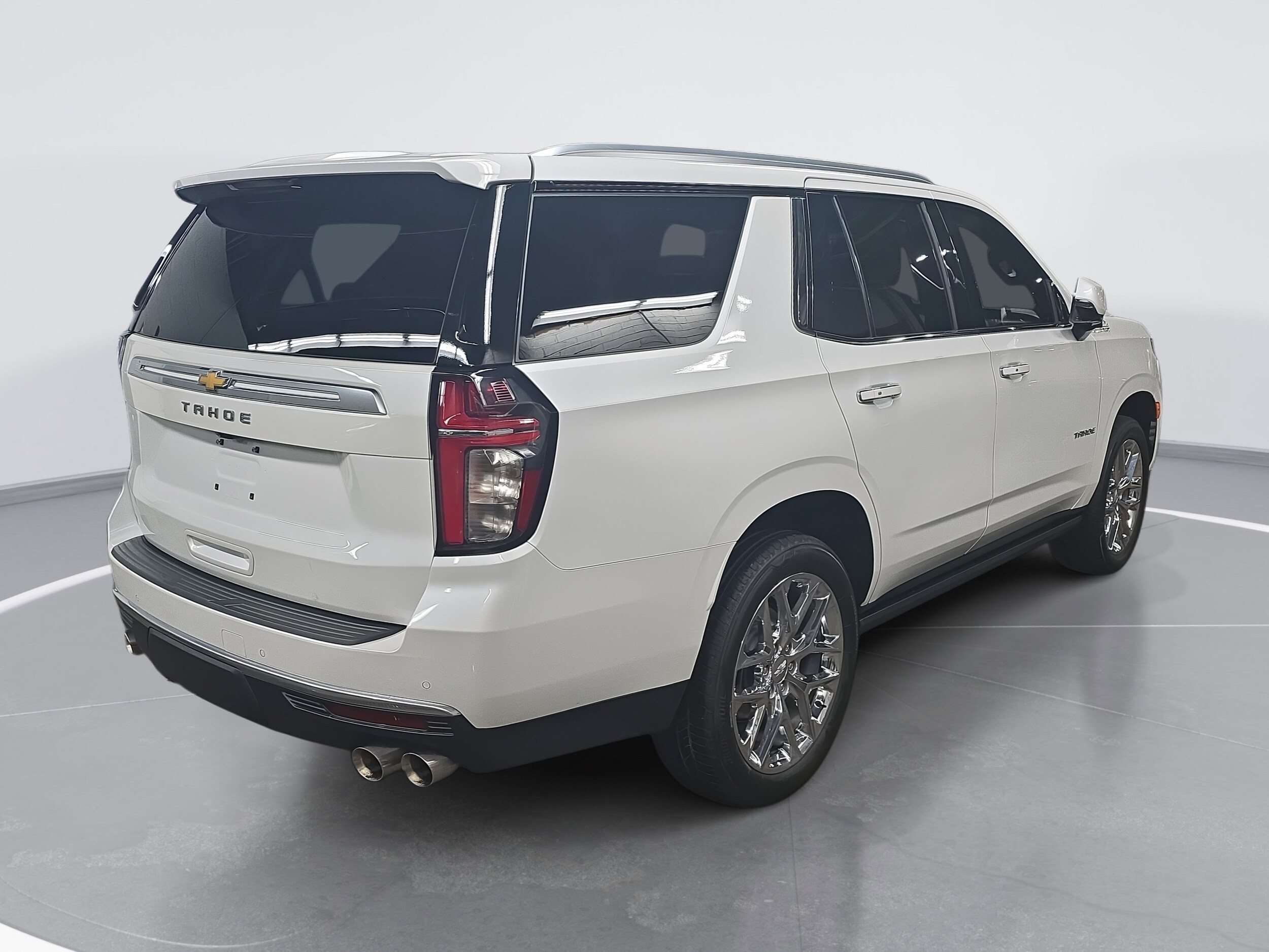 2024 Chevrolet Tahoe High Country photo 2
