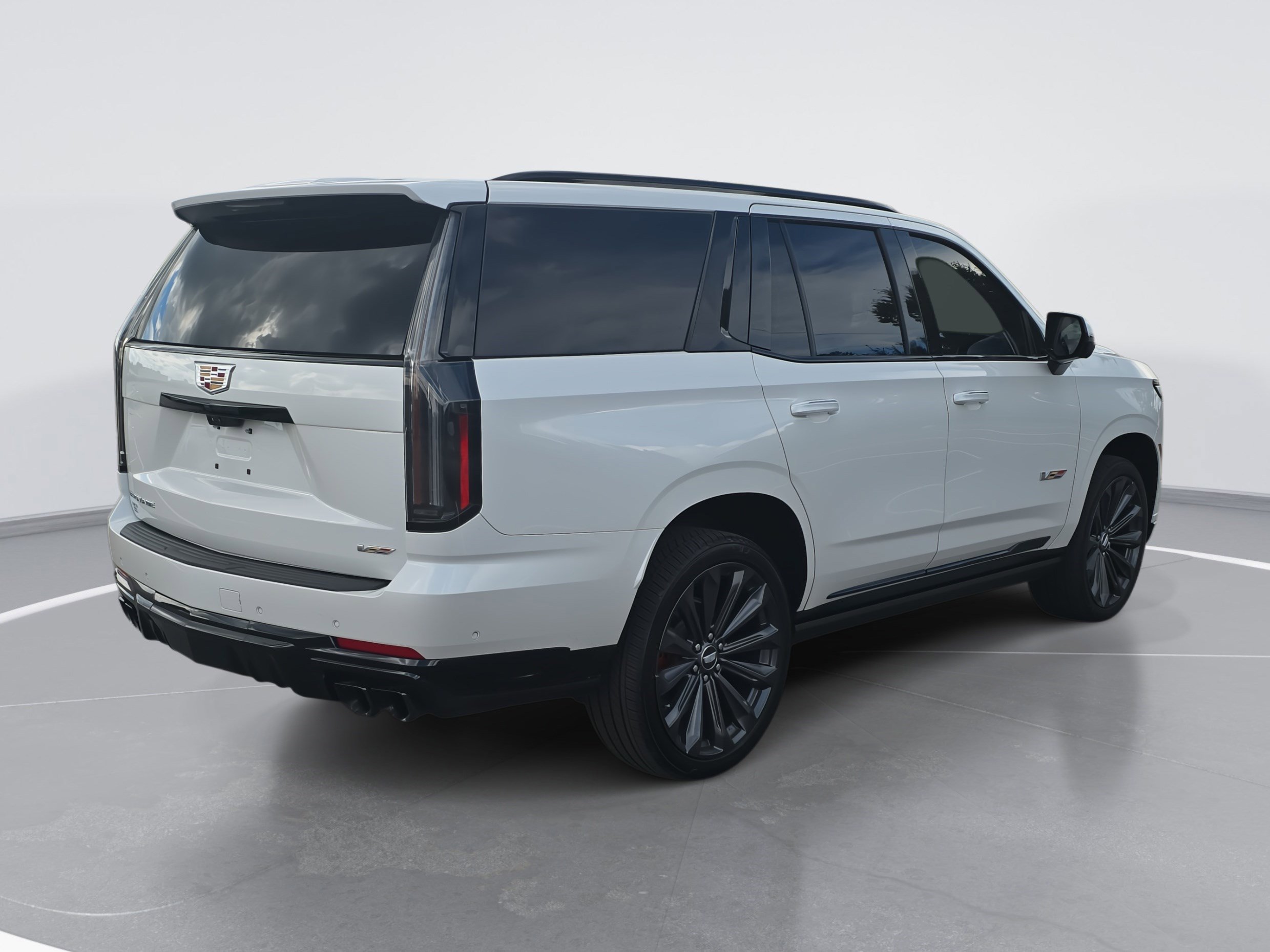 2025 Cadillac Escalade V-Series photo 2