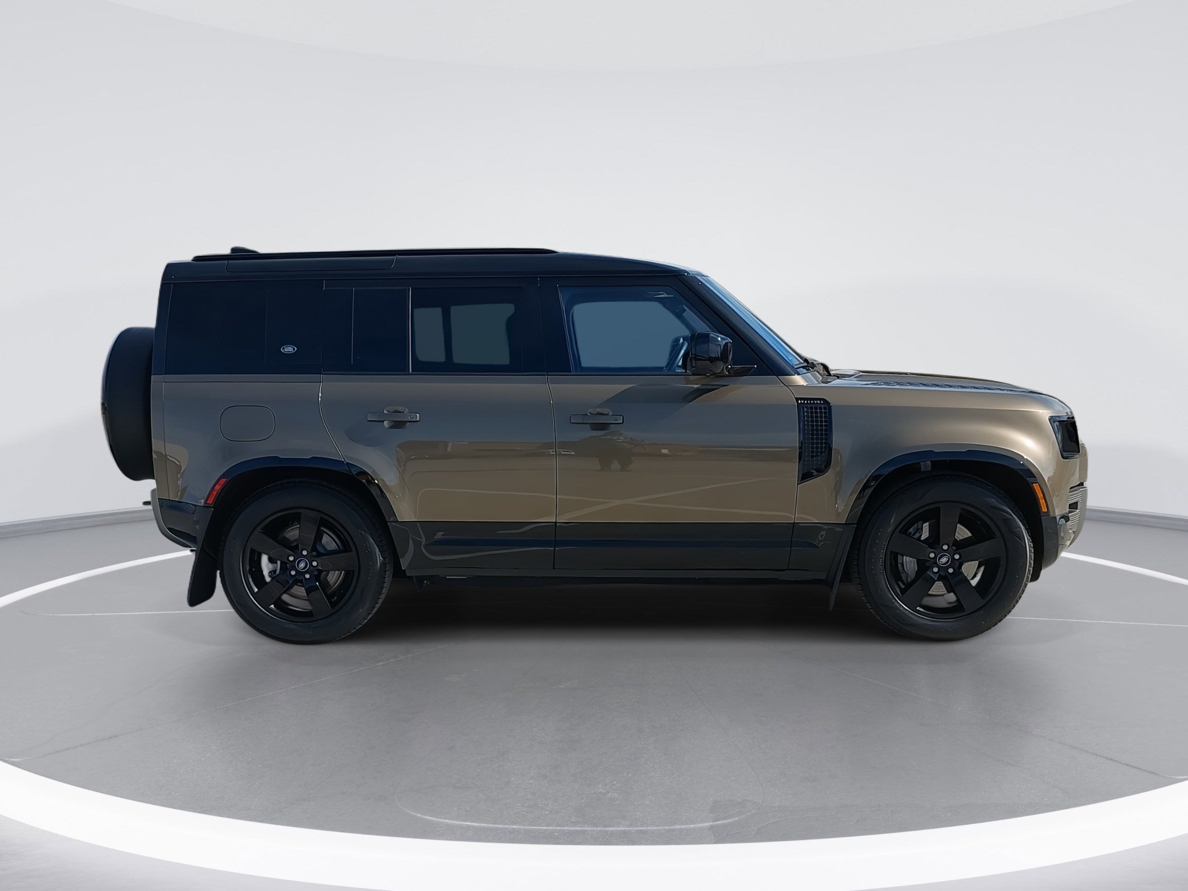 Used 2024 Land Rover Defender X-Dynamic SE with VIN SALE27EU9R2308718 for sale in Raleigh, NC