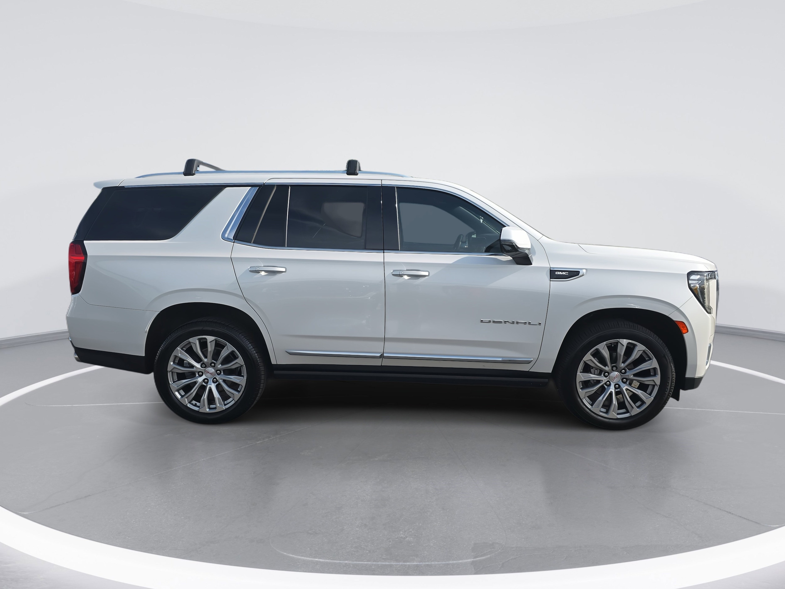 Used 2022 GMC Yukon Denali with VIN 1GKS2DKL2NR202184 for sale in Raleigh, NC