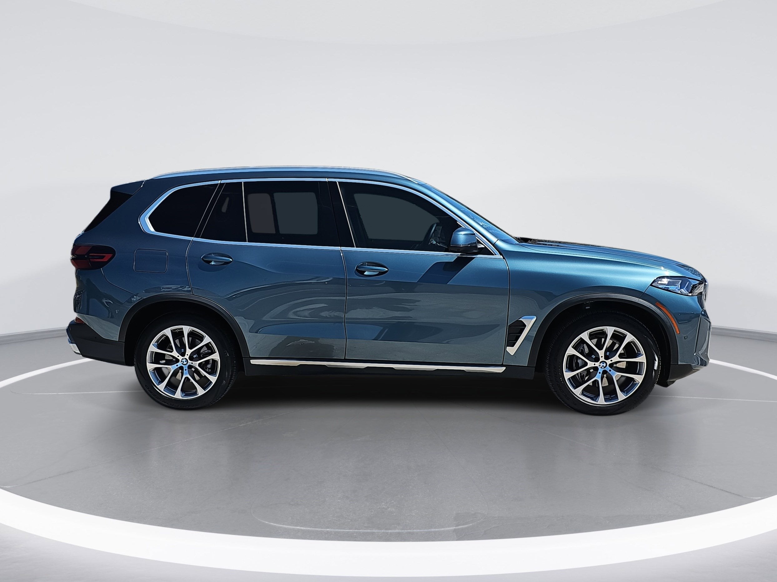 Used 2024 BMW X5 40i with VIN 5UX23EU06R9S12397 for sale in Raleigh, NC