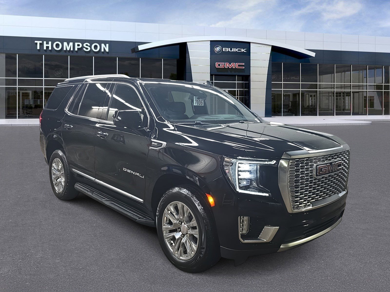 2021 GMC Yukon Denali's photo