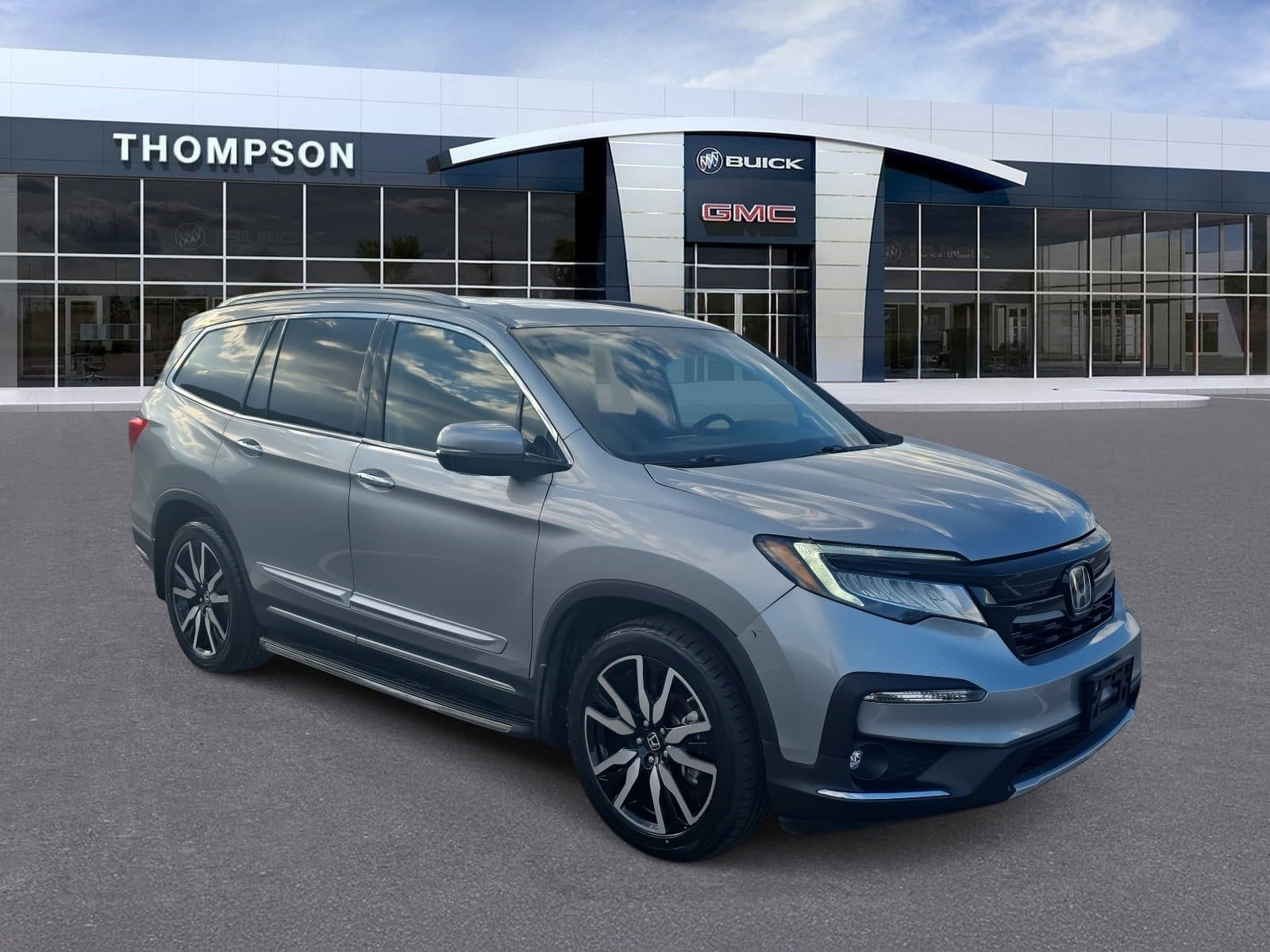 2020 Honda Pilot Elite's photo