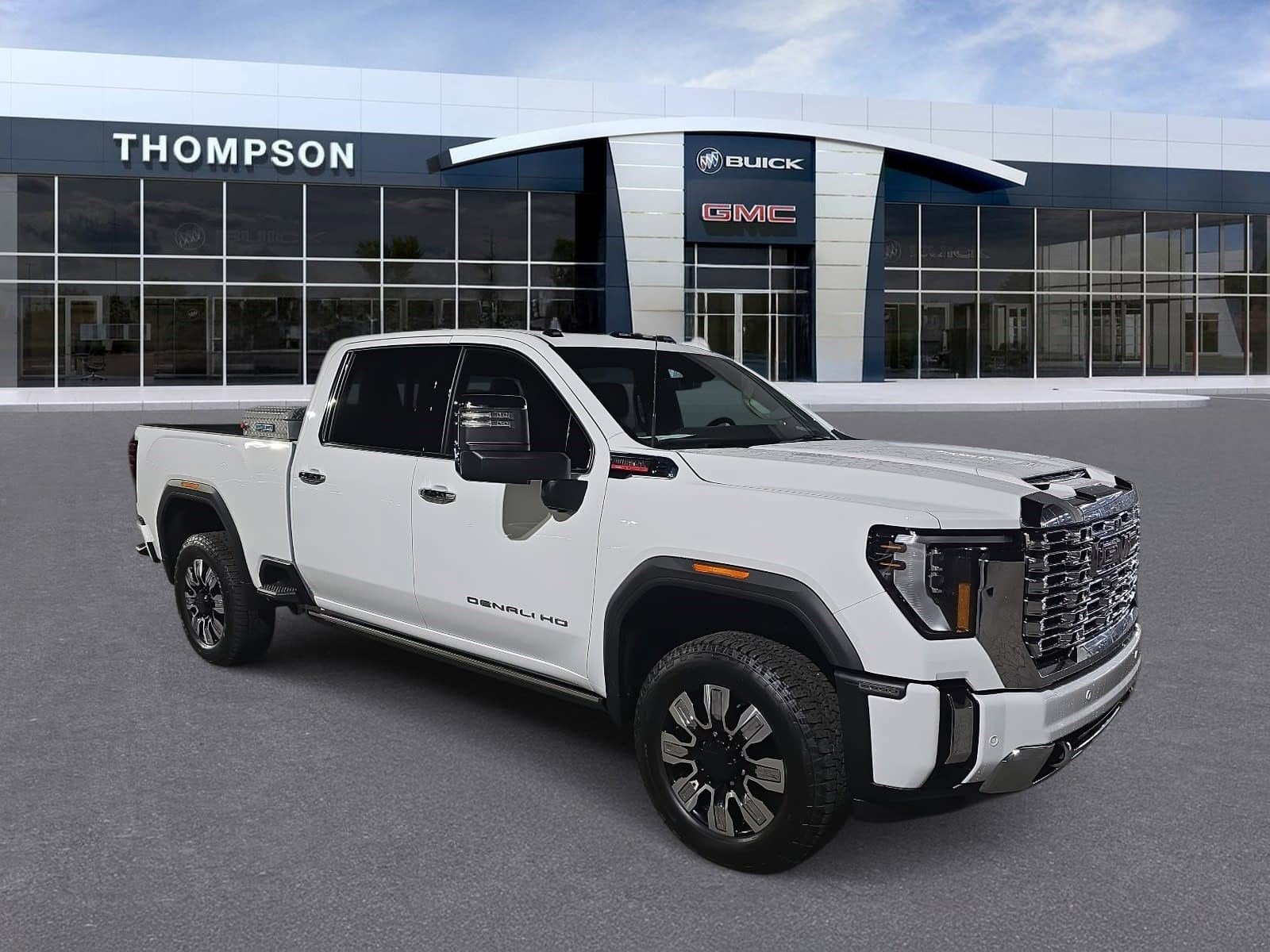 2025 GMC Sierra 2500HD Denali's photo