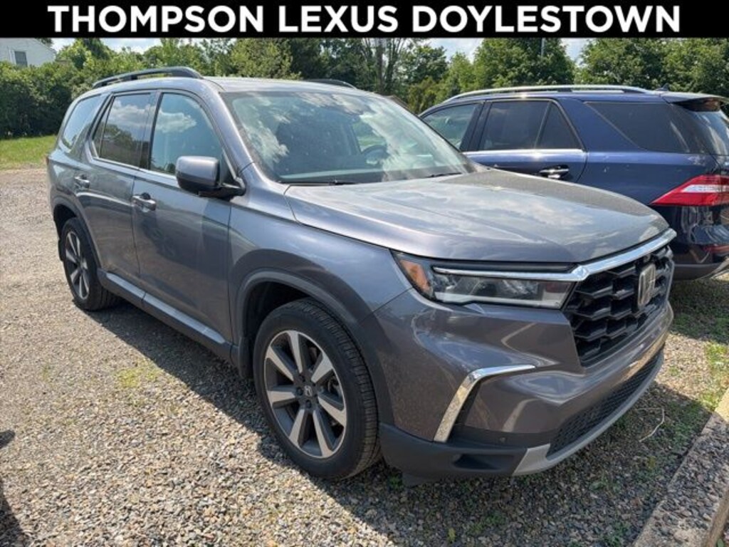 Used 2023 Honda Pilot Elite SUV
