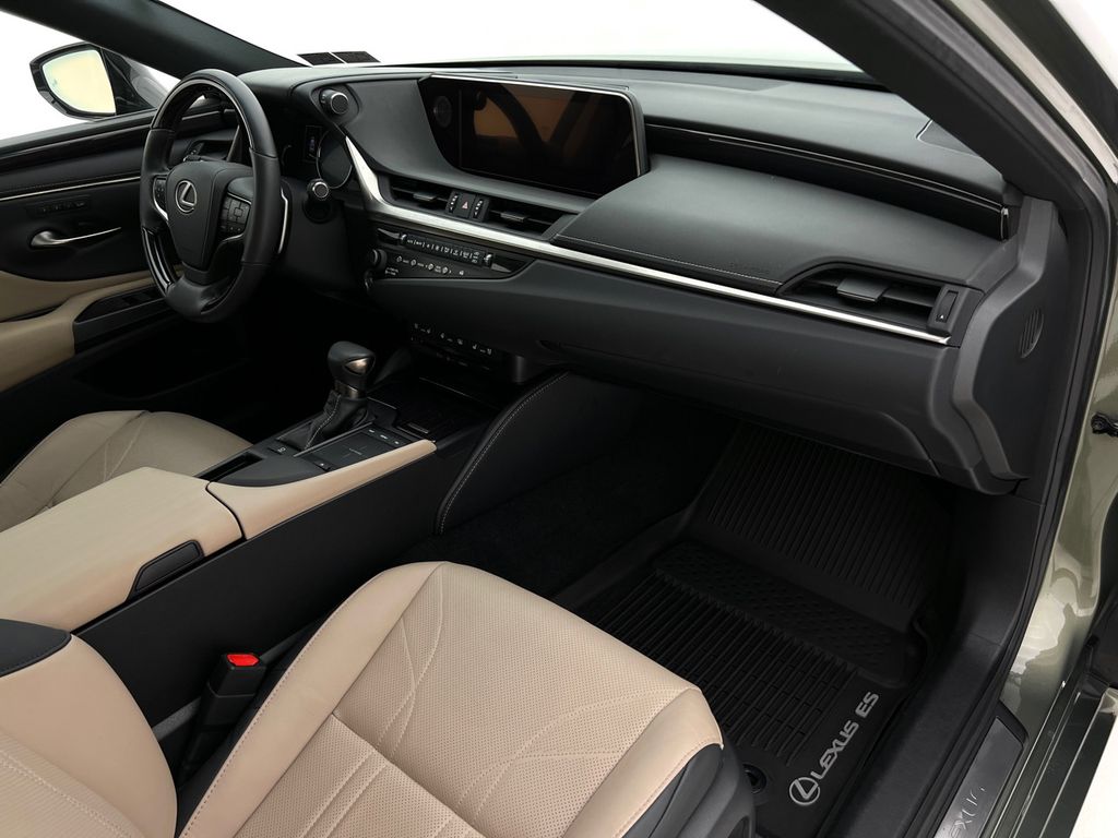 2019 Lexus ES 350 Luxury - Photo 13